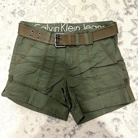 Calvin Klein Jeans Green Utility Rolled Shorts with Belt Size 2 - Picture 1 of 7